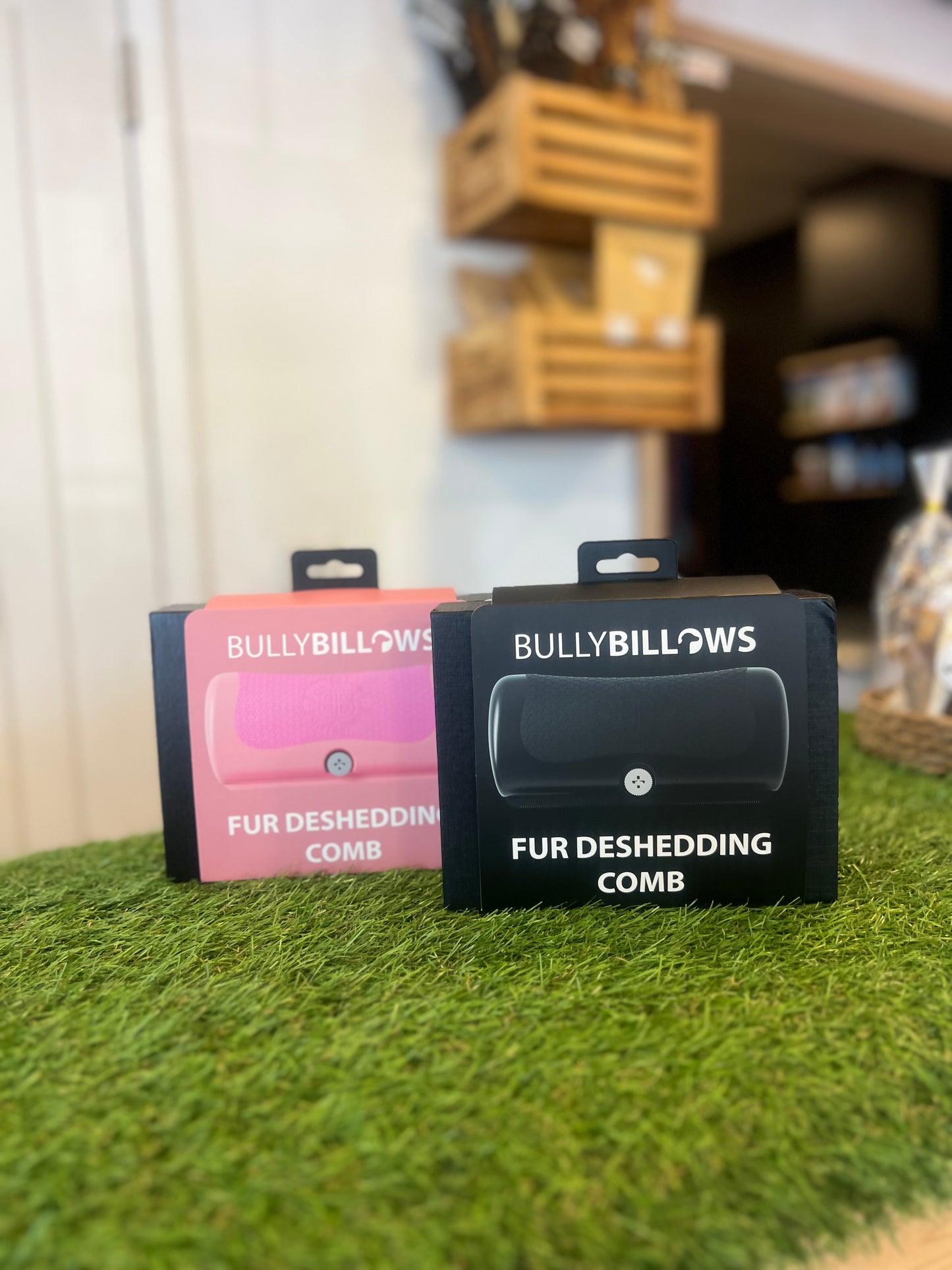 Bully Billows De Shedding Comb