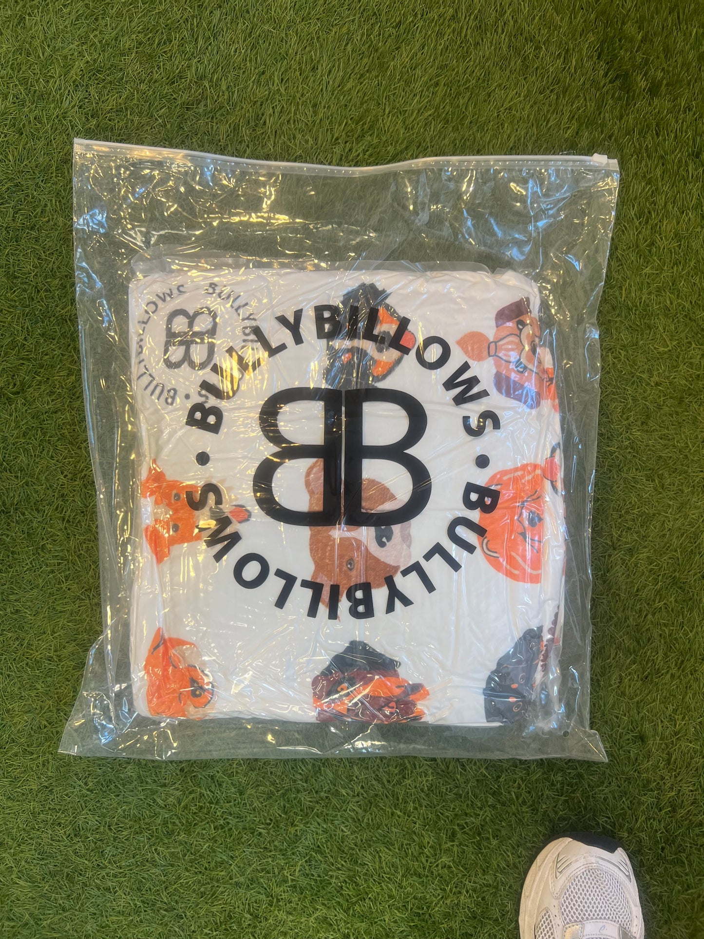 Bully Billows White Edition Luxury Dog & Human Blanket XL