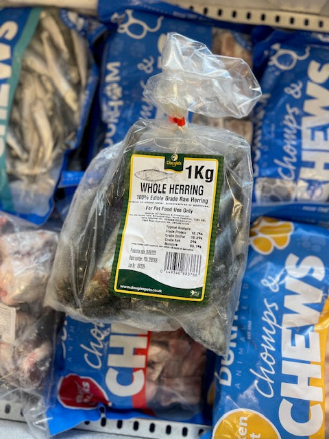 Dougie’s Frozen Whole Herring 1kg